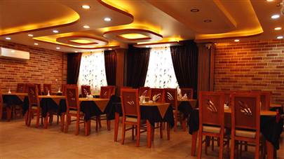 رستوران هتل نصیرالملک شیراز